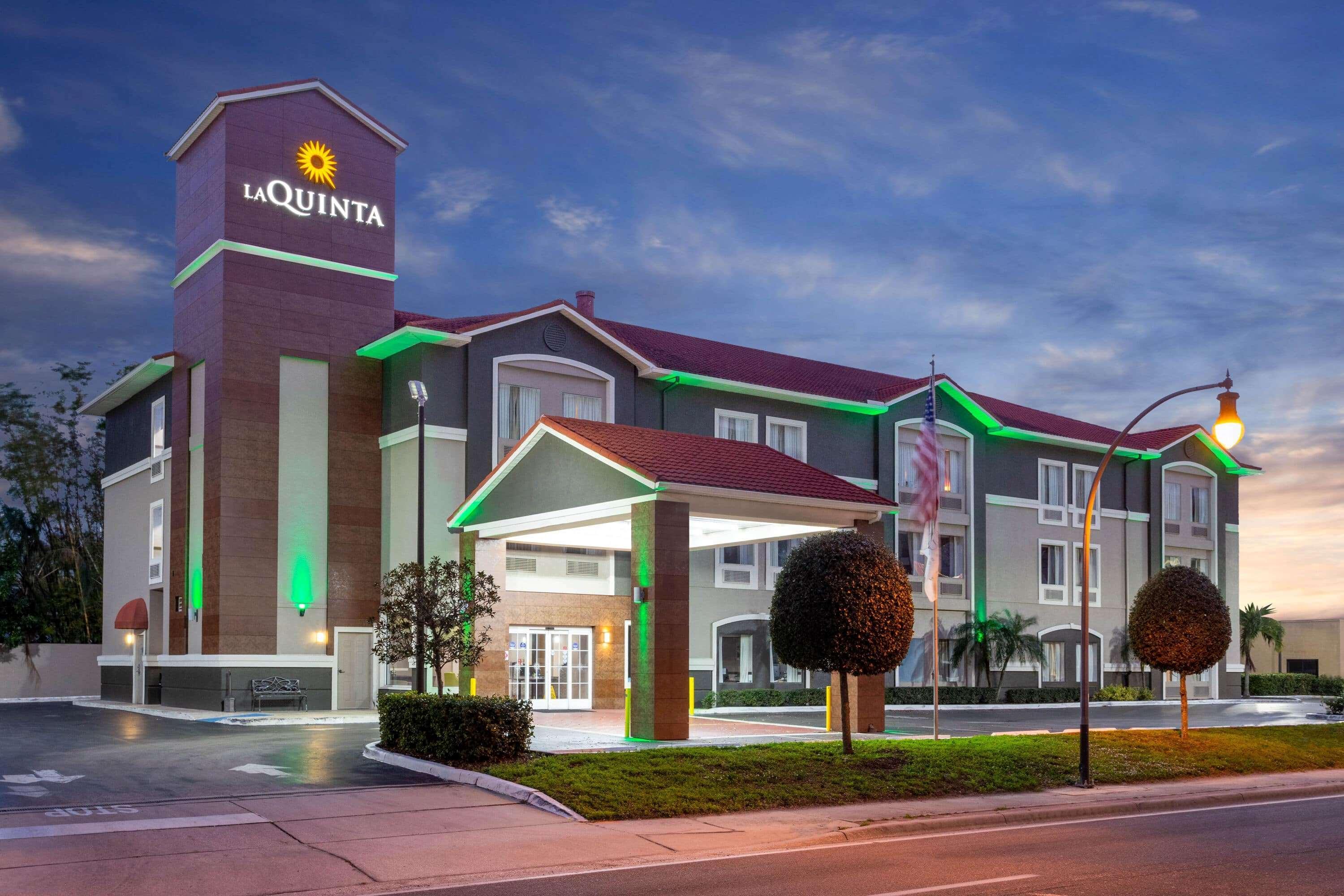 La Quinta By Wyndham Tampa Bay Area-Tampa South Otel Dış mekan fotoğraf